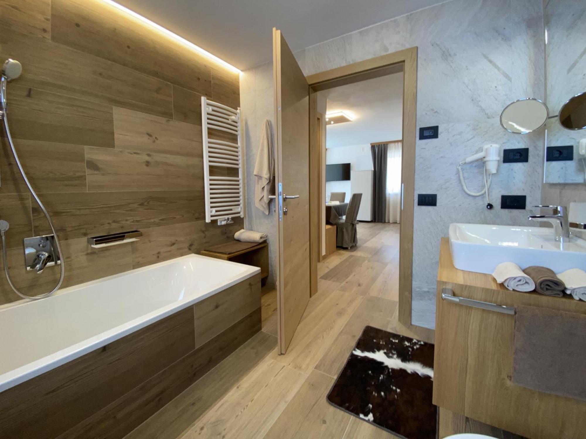 Aparthotel Ciasa Nene Franzl Badia  Exterior foto